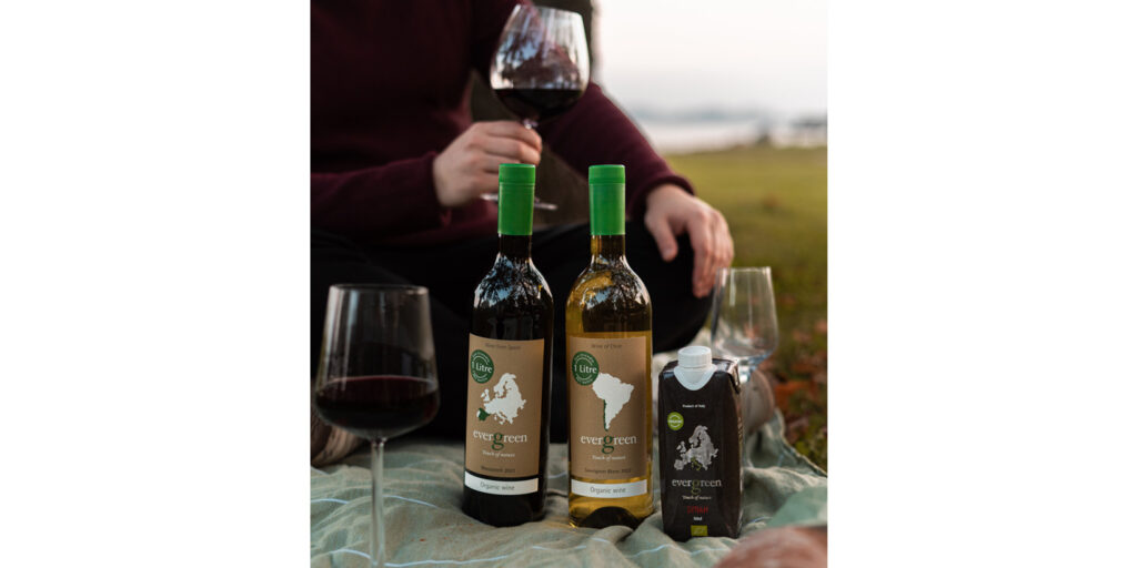 Evergreen -viinisarja (Kuva: Viinivinkki/Servaali)